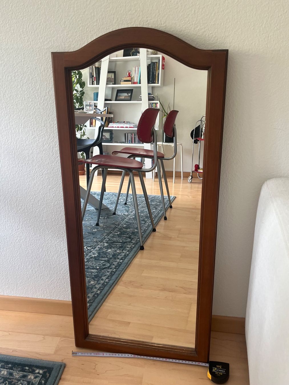 Specchi: Mirror with wood frame – Usato da Zürich venduto da Cassiew22