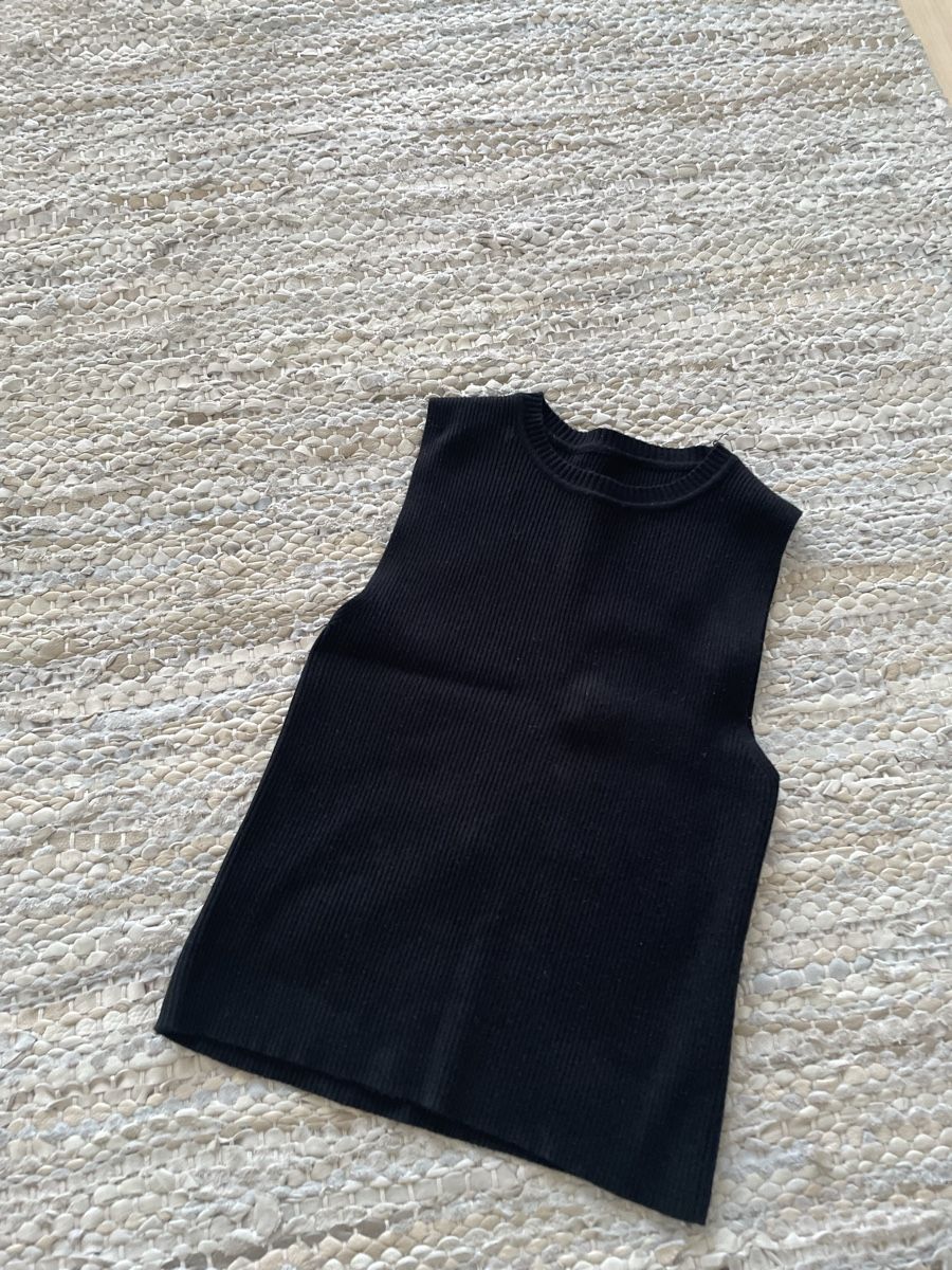 Zara Maglioni & Felpe:  Zara Schwarz Strickpullover, Grösse S – Neu!! – Nuovo (secondo la descrizione) da Dübendorf venduto da jlu_r7hz 2