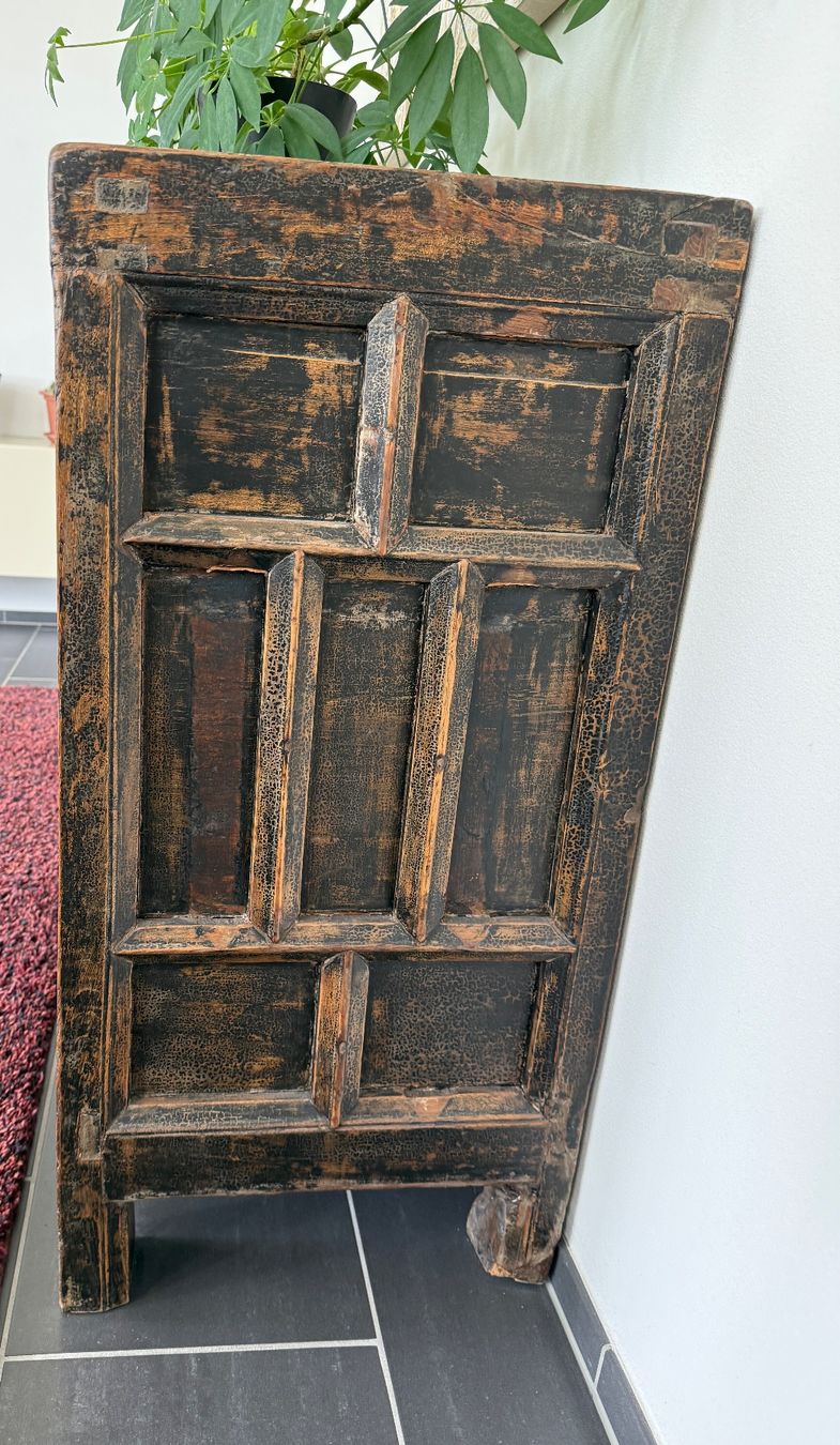 Credenze: Antikes asiatisches Sideboard – Usato da Wiesendangen venduto da Fastwi 5