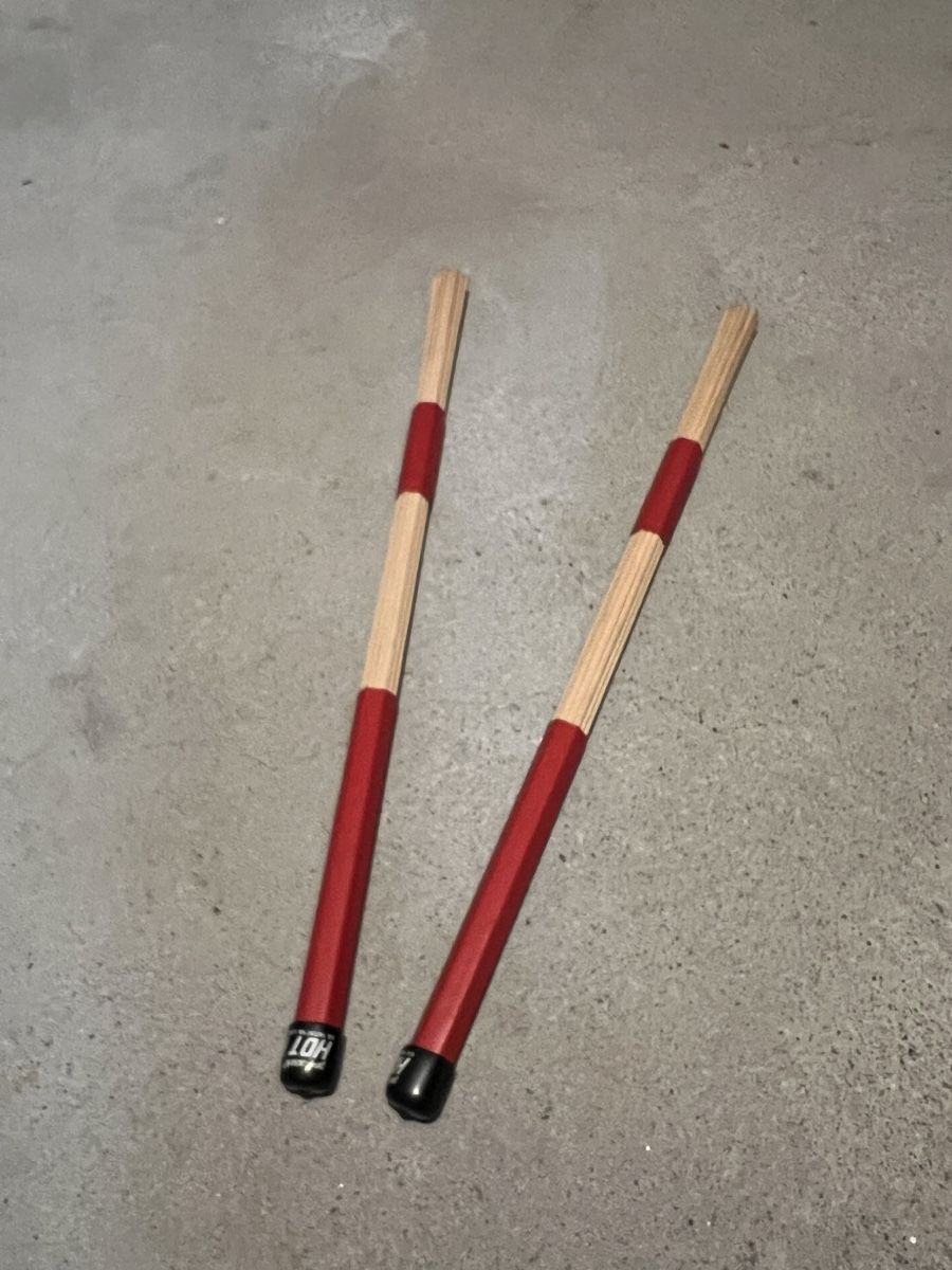 Musikinstrumente: Pro Mark Hot Rods Spezialsticks – Neu (gemäss Beschreibung) aus Niederrohrdorf von fero90 1