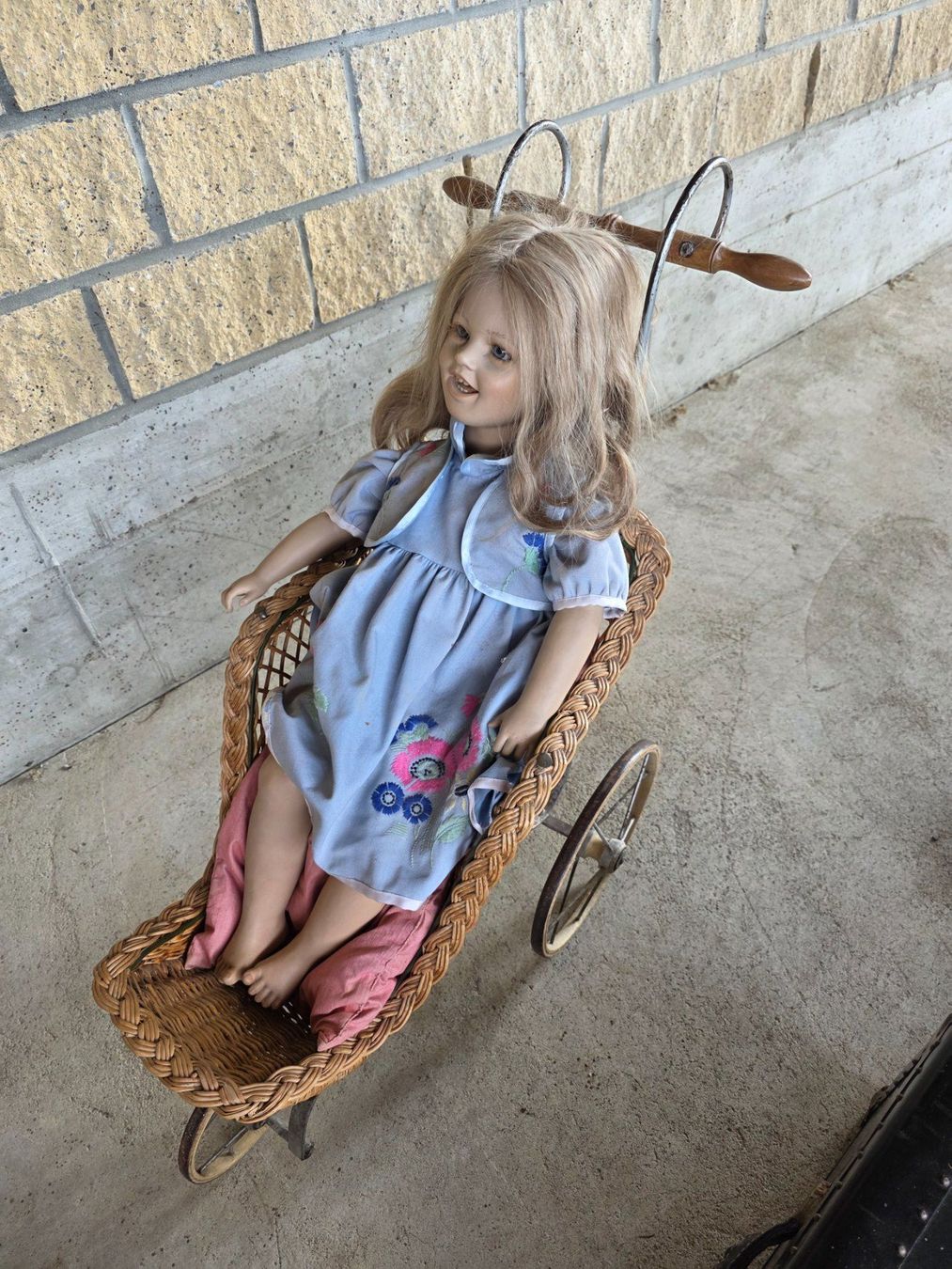 Puppenwagen: antiker Puppen Wagen Kinderwagen – Gebraucht aus Walterswil BE von Lonitti 8