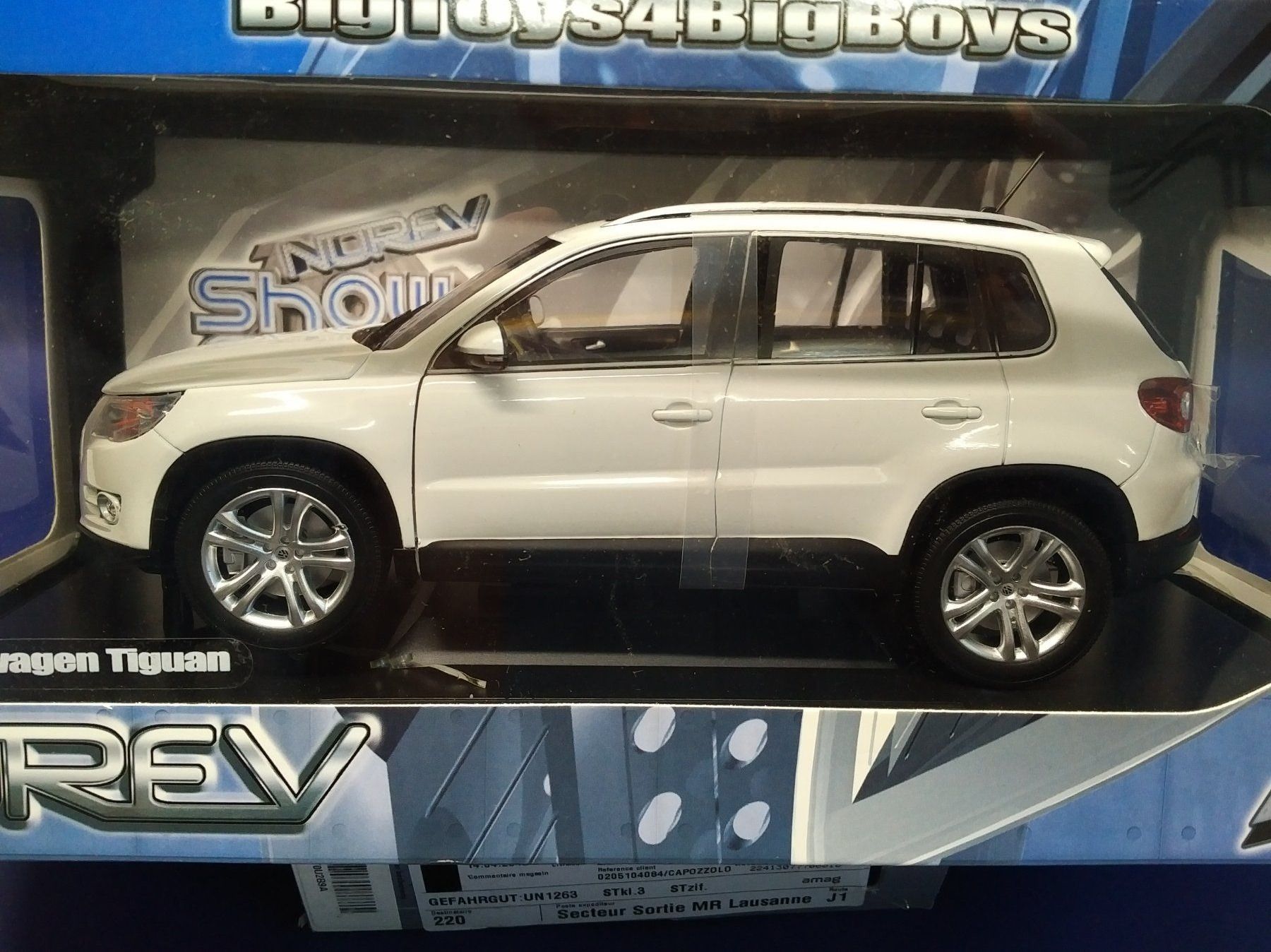 Norev Modellini d'auto: Vw Tiguan Norev 1:18 – Nuovo e nell'imballaggio originale da Fribourg venduto da 911cc 2