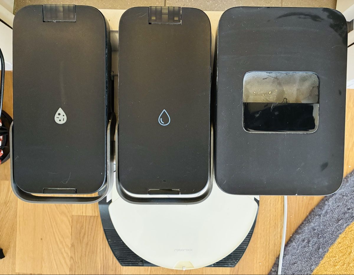 Toutes les machines: Cleaning robot – D'occasion à Baar par nye_r6hg 1