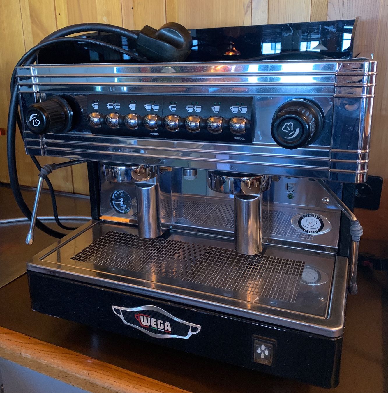 Kaffeemaschinen & Espressomaschinen: Machine à café professionnelle Wega – Gebraucht aus choex von con_h7vh 1