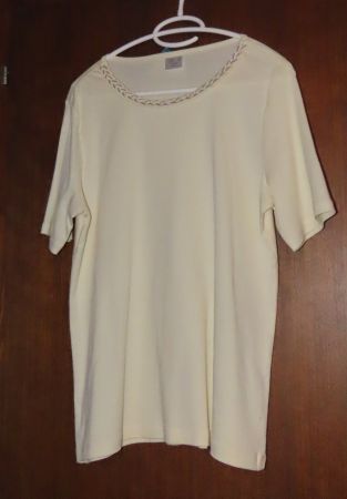 T-shirt femme jaune taille 42/44 neuf
