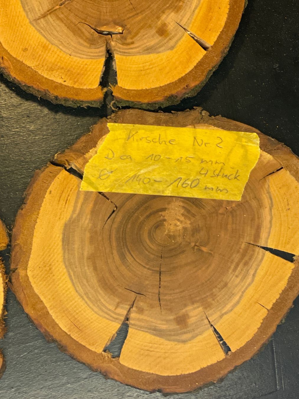 Articoli in legno: Holzscheiben Kirsche 4 Stück – Usato da Brunnen venduto da Holz-style