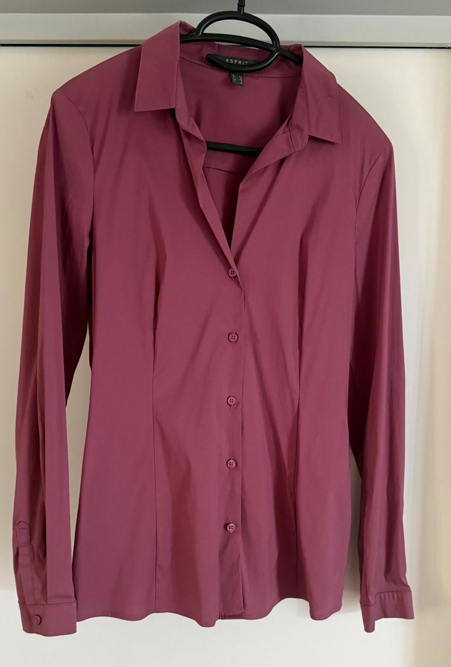 Esprit Blusen: Esprit Collection, figurbetonte Businessbluse, Gr. 36 – Gebraucht aus Niederweningen von baghirac 1