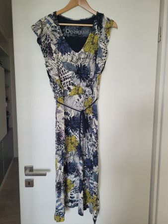 Damen Kleiderpaket M, Zara, Desigual, usw