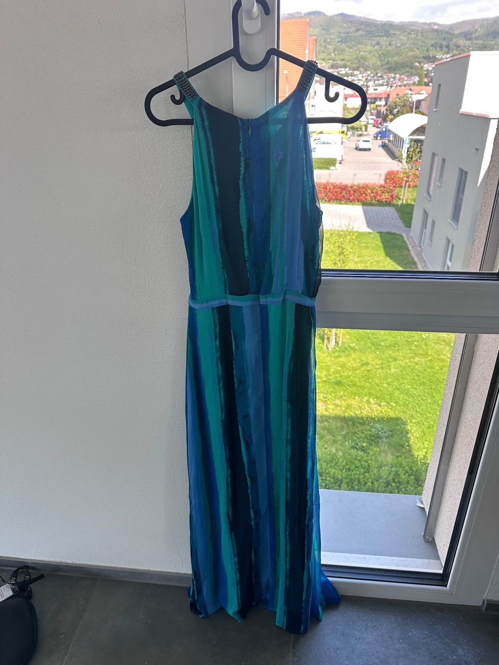 Comma Vestiti: Kleid Comma Grösse 36 – Nuovo (secondo la descrizione) da hägendorf venduto da serhat 1
