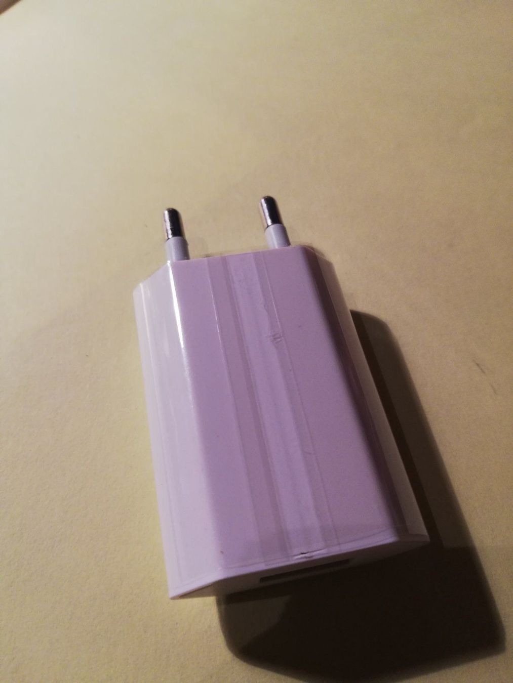 Caricabatterie: Stecker mit Ladegerät – Nuovo (secondo la descrizione) da Castiel venduto da mcconsulting