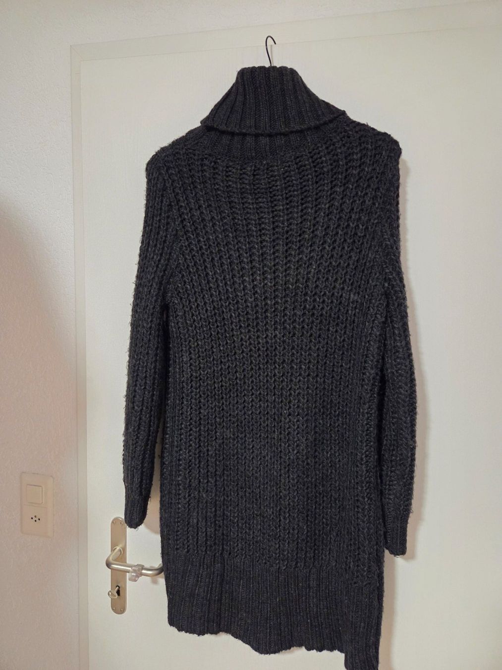 Maglioni & Felpe: Kuscheliges Set (Gr. 40/42): 3 lange Strickpullover / Kleid – Usato da Abtwil AG venduto da MaVo.0710 1