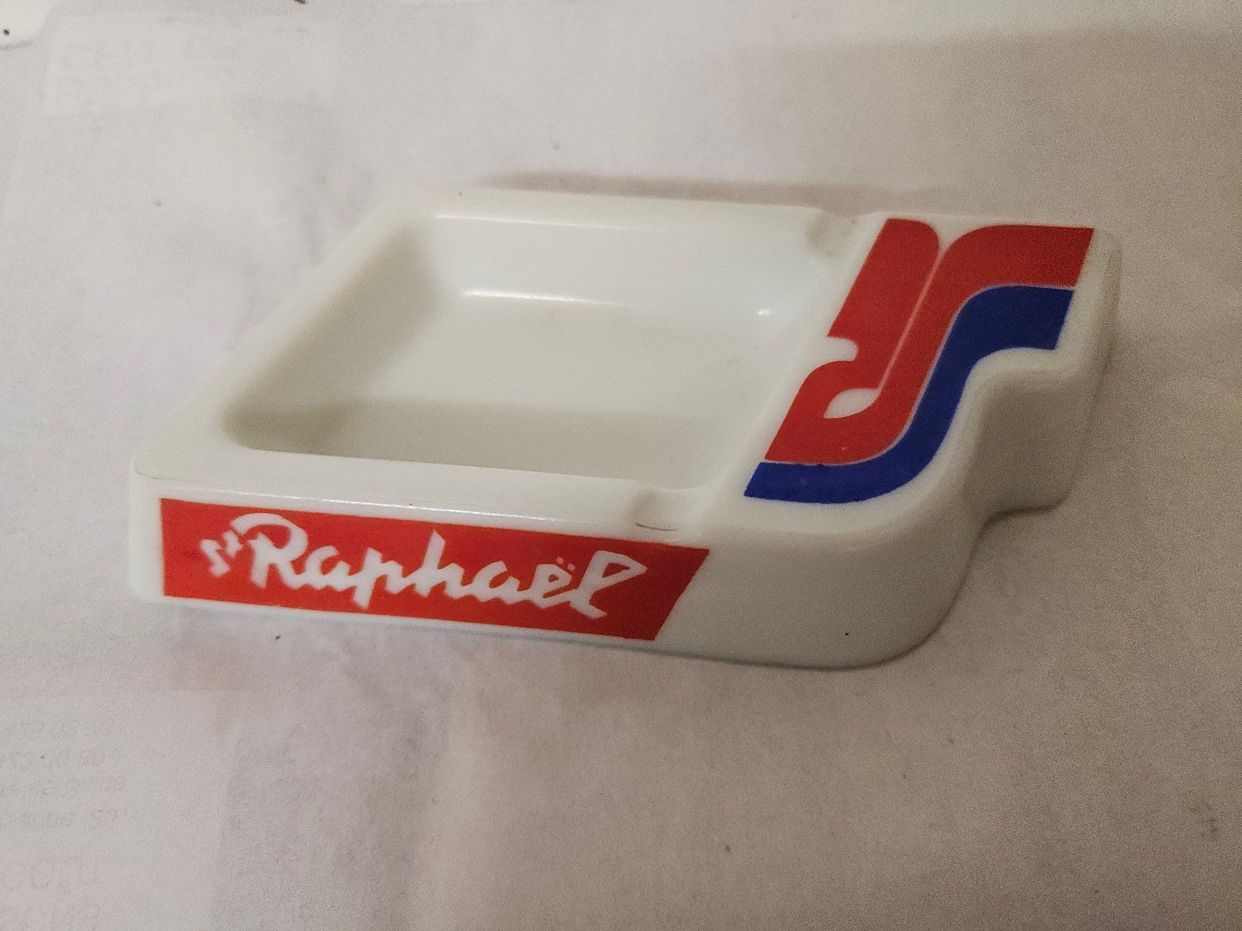 Portacenere: Cendrier St Raphaël Vintage, objet de collection – Usato da St-Barthélemy VD venduto da meal83 1