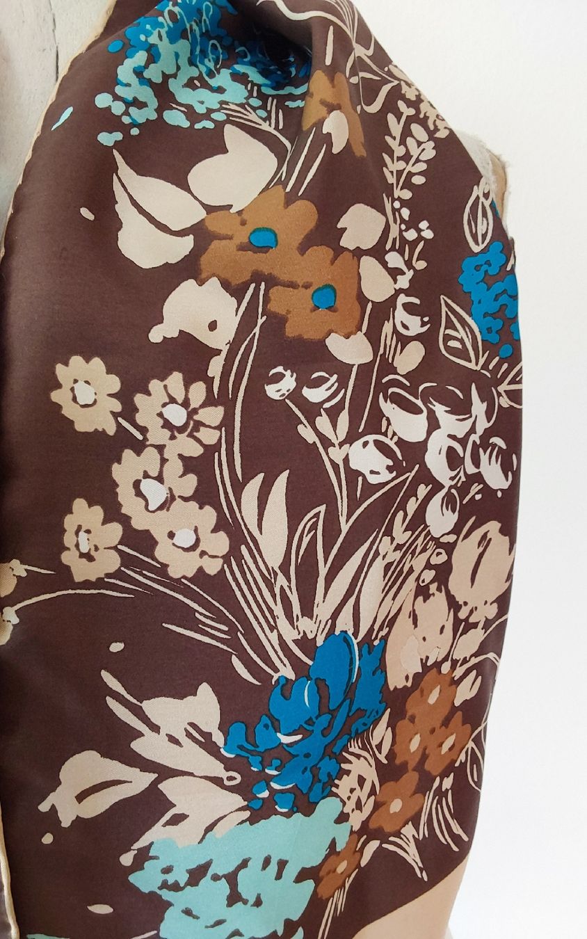Foulards, Tücher & Schals: Seidenfoulard Vintage – Gebraucht aus Köniz von scopello12 2