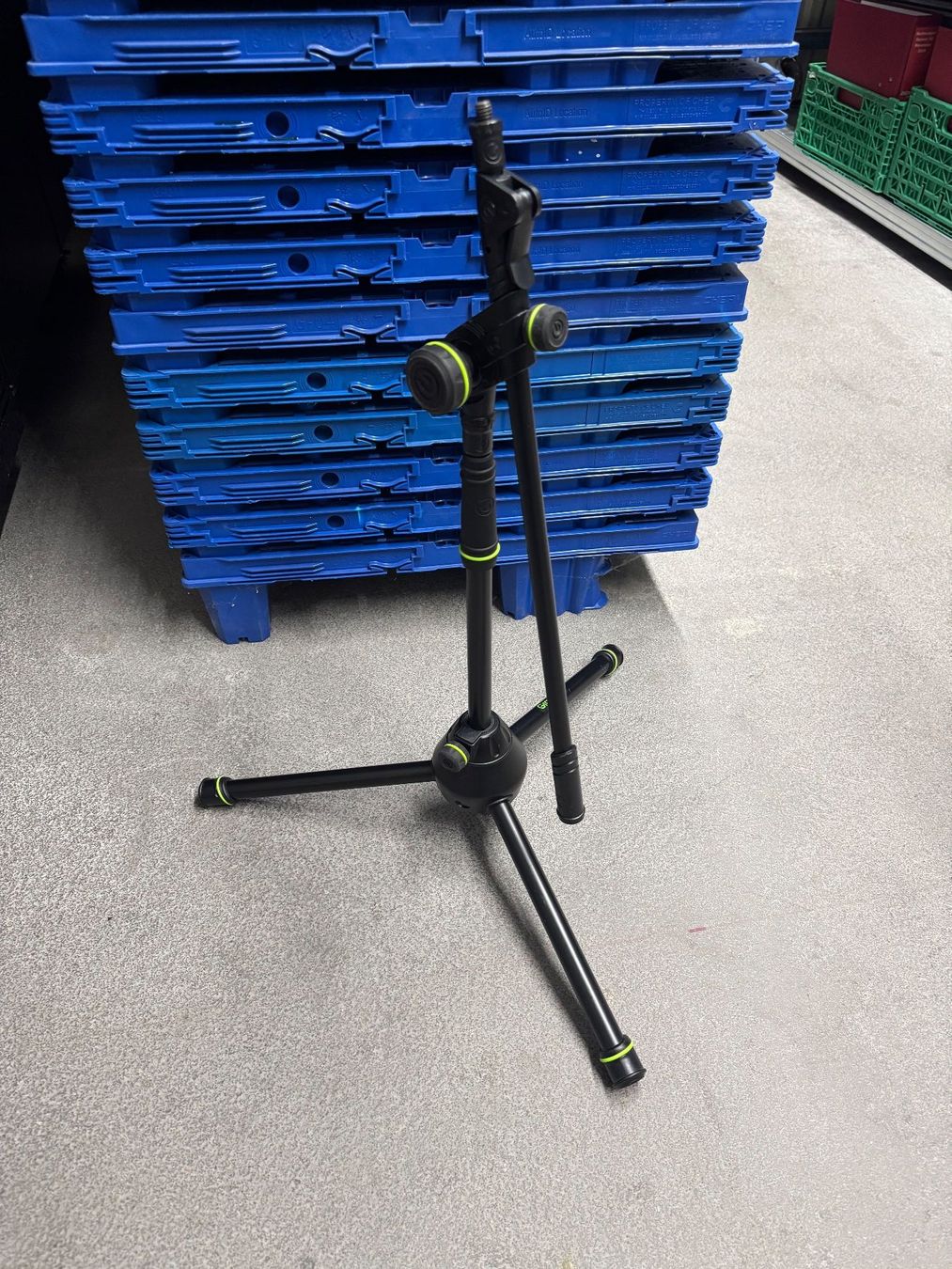 Supporti per strumenti musicali & leggii: Gravity MS 4222 B Microphone Stand – Usato da Oberdorf NW venduto da AndotechnicsGmbH 2