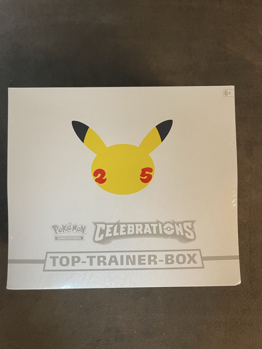 Pokémon Sammelbilder & Trading cards: Pokemon Celebrations Top Trainer Box DE – Neu und originalverpackt aus Niederönz von Panino5