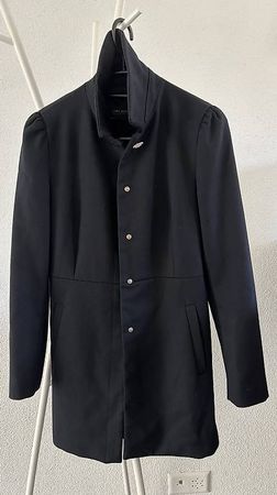 ZARA Mantel