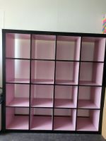 Kallax bemalt Schwarz-Rosa - Abholung bis 15.06.26