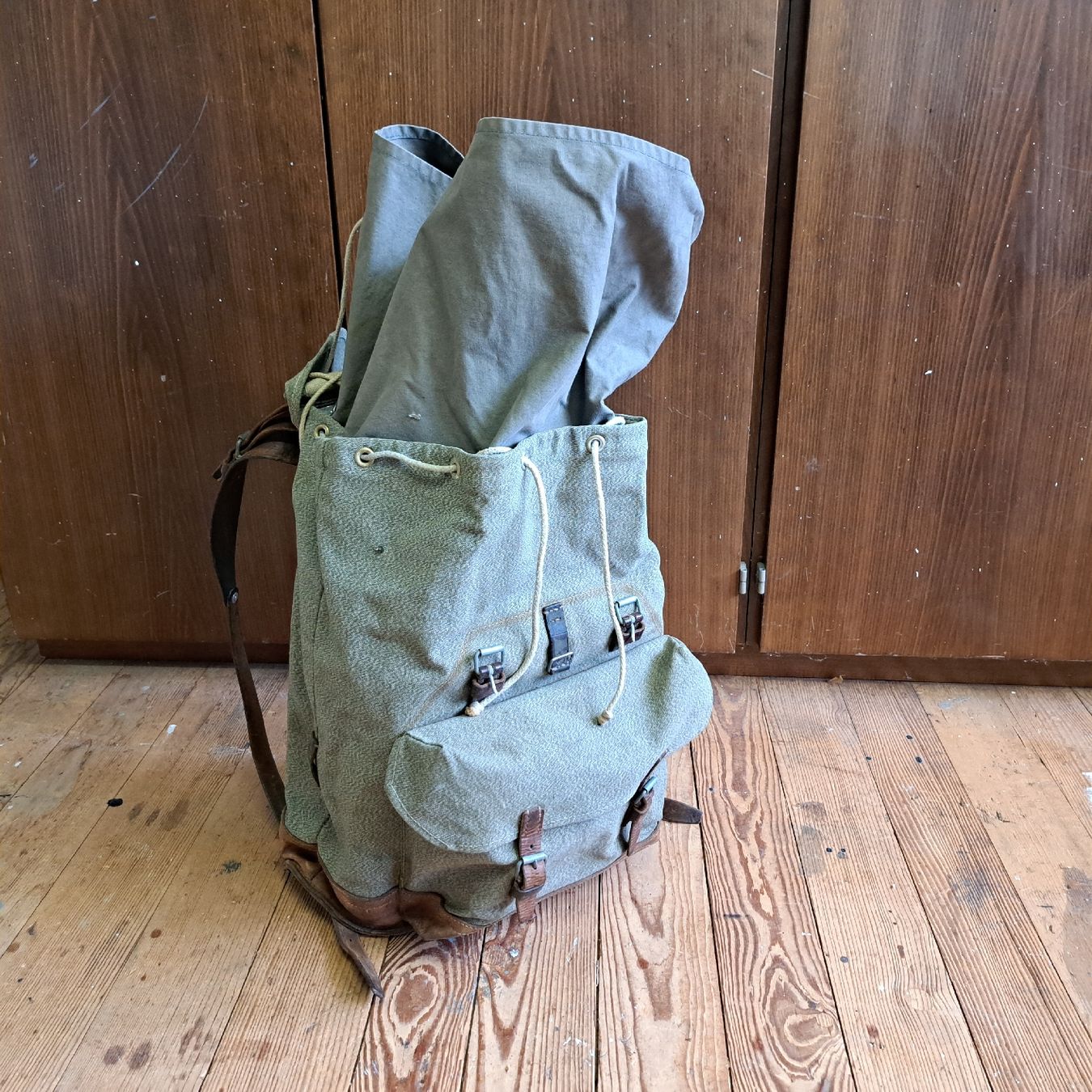 Zaini: Schweizer Armee Rucksack, vintage. Nr G – Usato da Zofingen venduto da Bachmann4 1