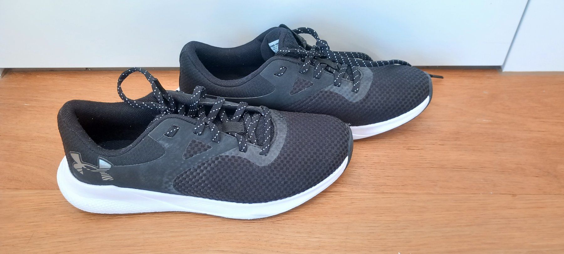 Under Armour Herrenschuhe: Under Armour Trainingsschuhe – Neu (gemäss Beschreibung) aus Gais von LeonieM01 3