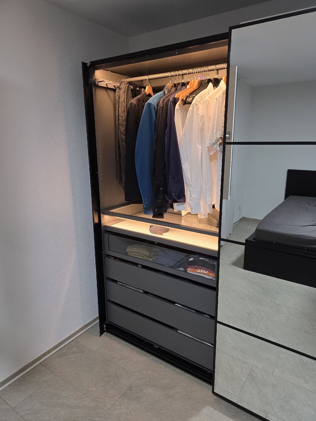 Ikea Armadi: IKEA PAX Kleiderschrank – Nuovo (secondo la descrizione) da Kaltbrunn venduto da a_s_28jn 2