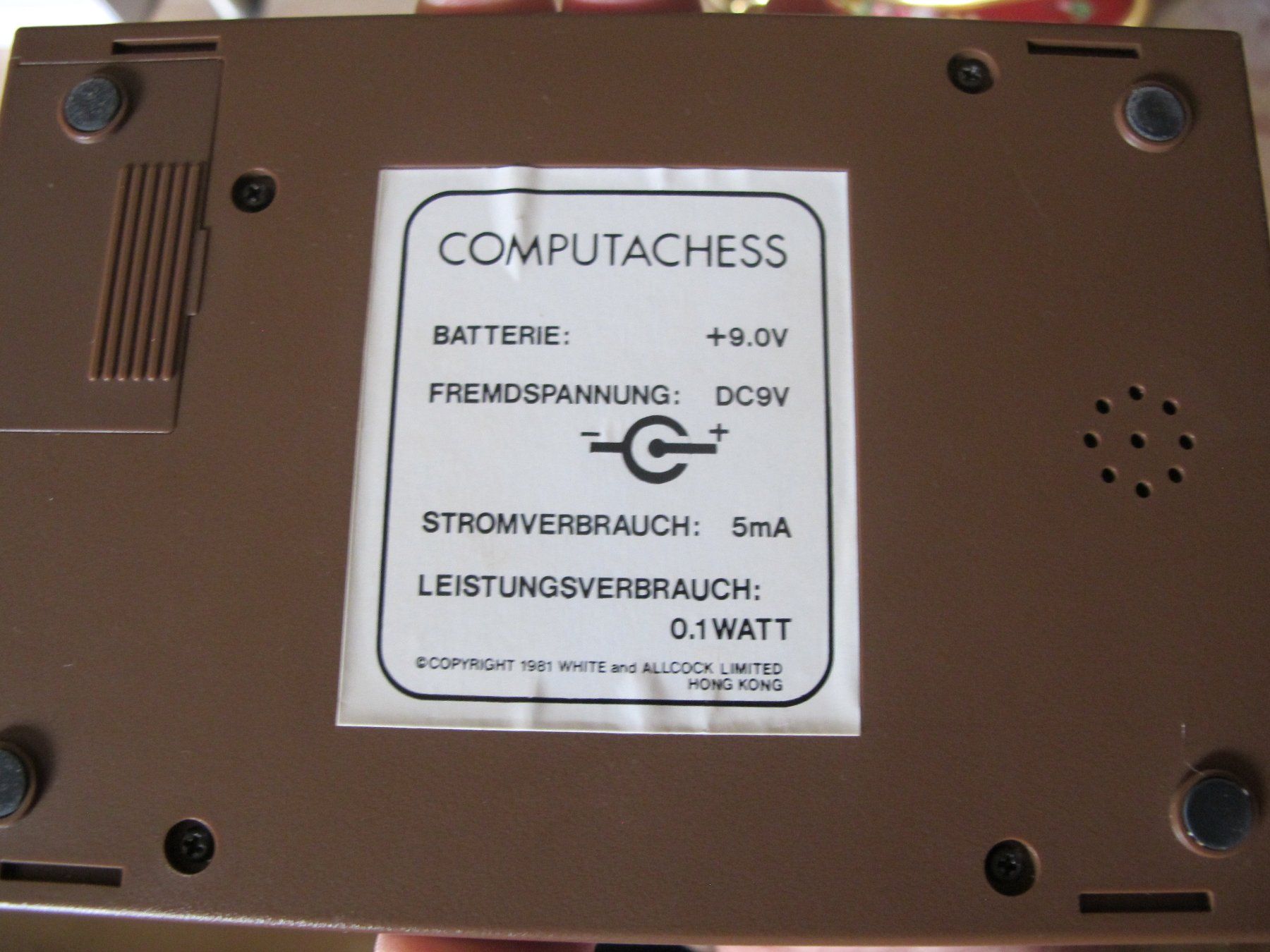 Giochi: Schachcomputer Sensor 9 Volt Vintage Tragbar Mit Ledertasche – Usato da Altnau venduto da LinaAuktion 8