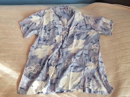 Hellblau - weiss kurzarm Bluse