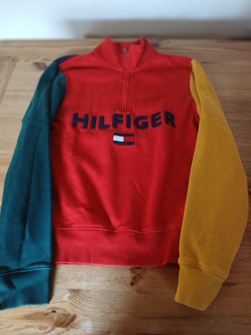 Tommy Hilfiger Maglioni & Felpe: Tommy Hilfiger Pullover S – Usato da Basel venduto da san_2jbt