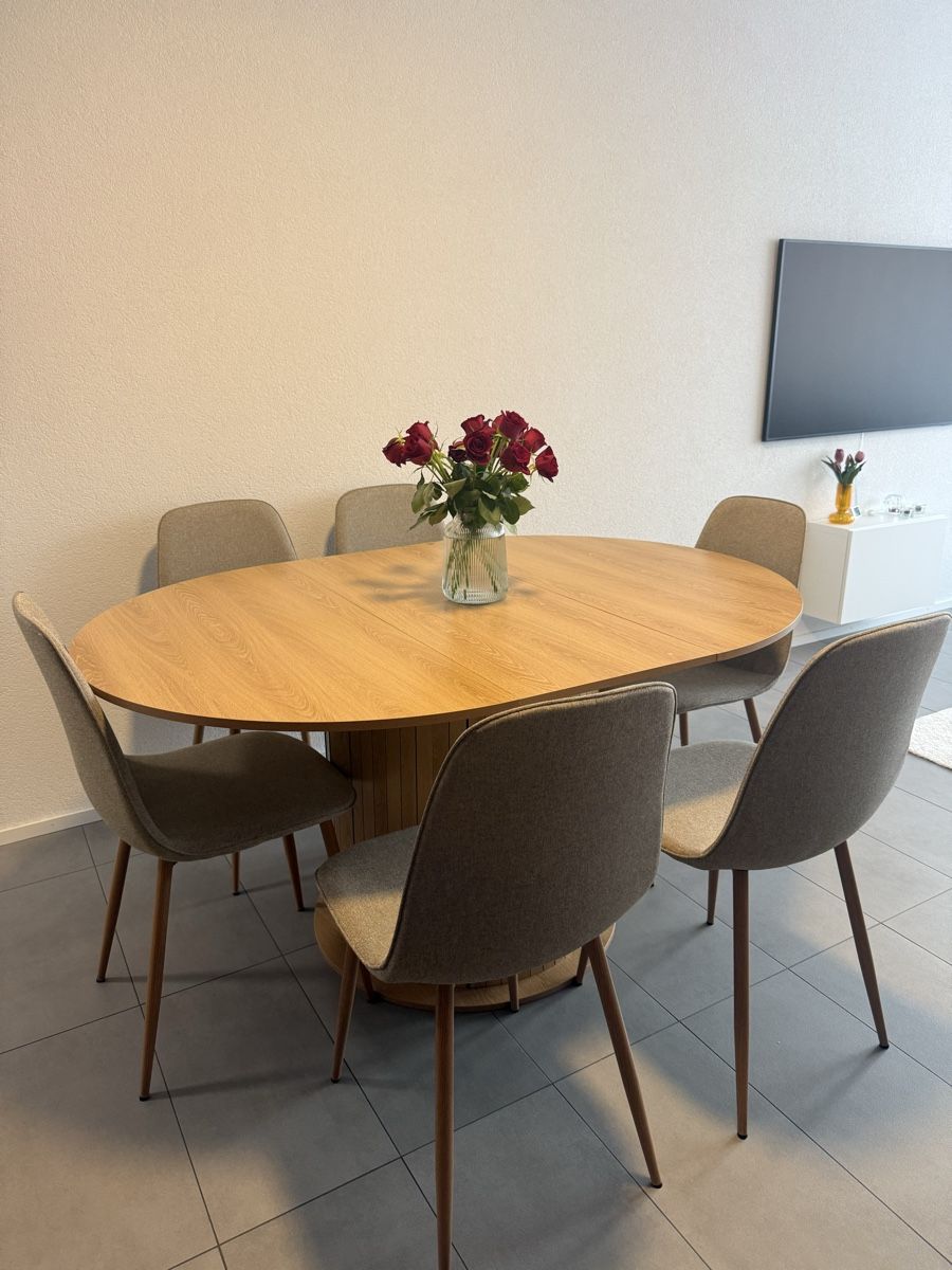 Tische: Table ronde extensible en bois avec rangement intégré – Gebraucht aus Vevey von rig_ml2k