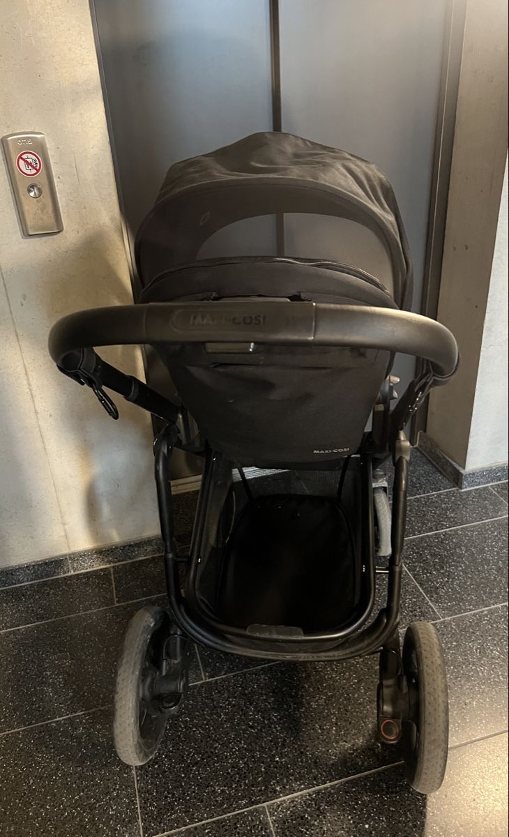 Maxi-Cosi Carrozzine: Maxi Cosi Kombikinderwagen Set – Usato da St. Gallen venduto da sah_d9xy 4