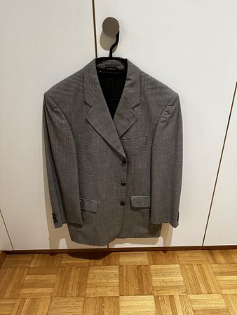 Elegante Herrenjacke aus Schurwolle, Grösse L Grau