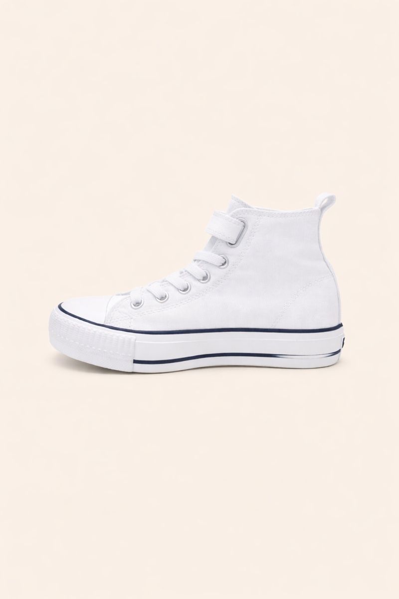 Chaussures garçon: BASKETS MONTANTES BLANCHES BK – Neuf (Voir description) à Lausanne par mar_6snp 2