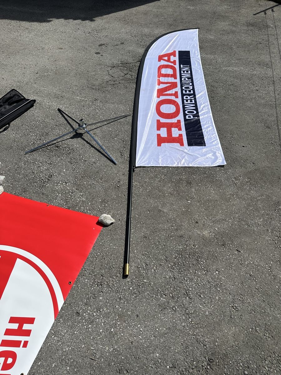 Honda Bandiere: Honda Werbeflagge + Zubehör – Usato da Schwende venduto da weesli 1