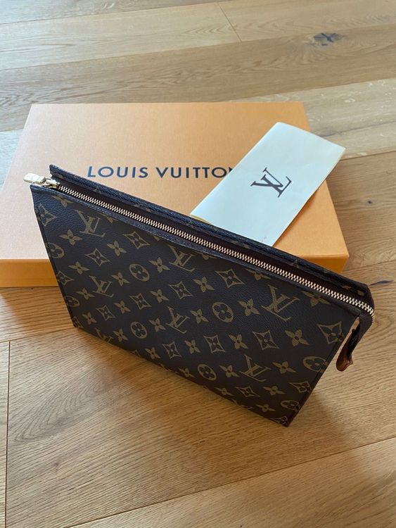 Louis Vuitton Astuccio da toilette con monogramma fuori produzione 26 Poche  Toilette Pelle ref.488698 - Joli Closet