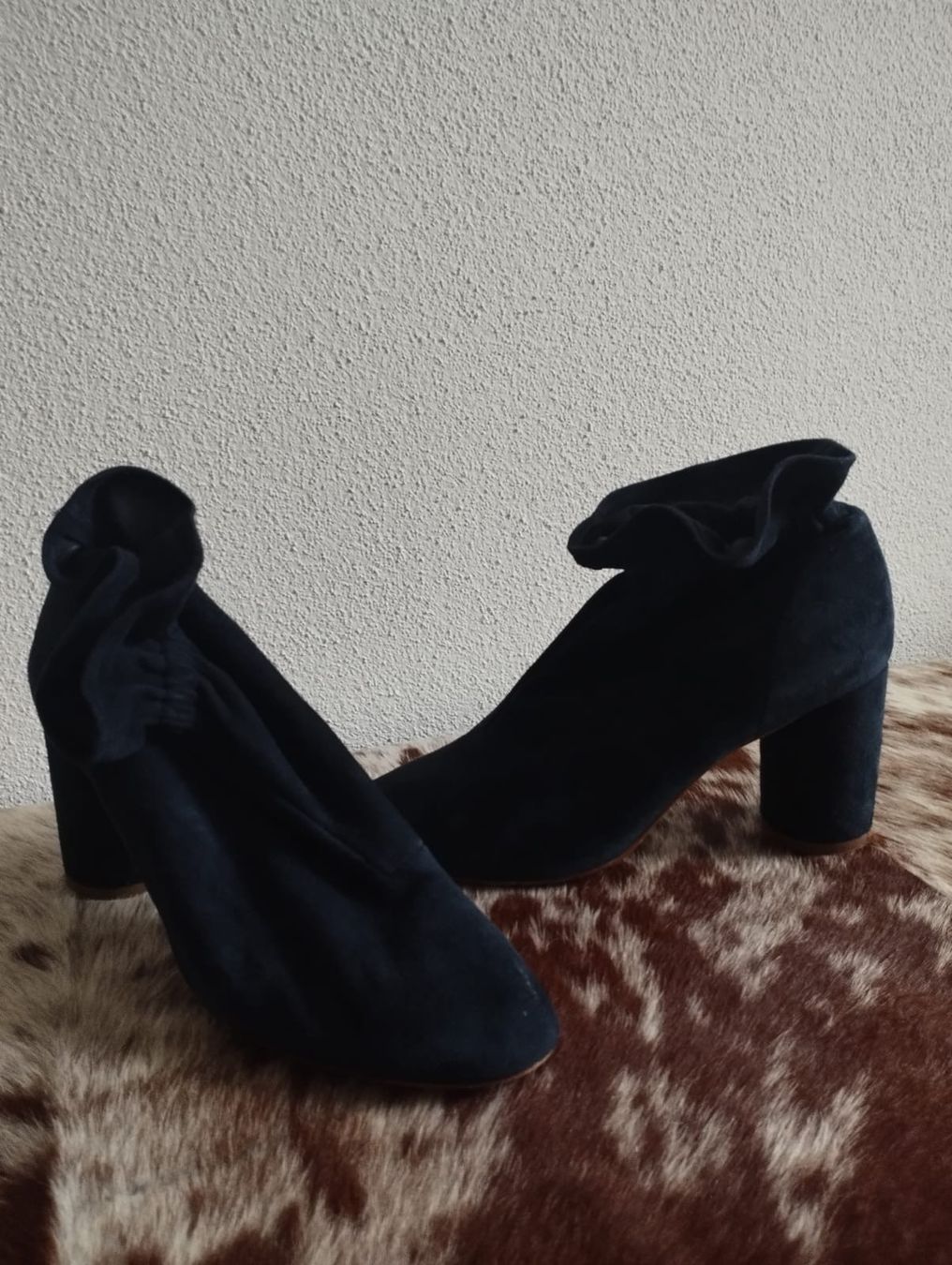 Scarpe da donna: Stiefeletten Wildleder Größe 37 – Usato da Wilen b. Wollerau venduto da ctr_77m7 3