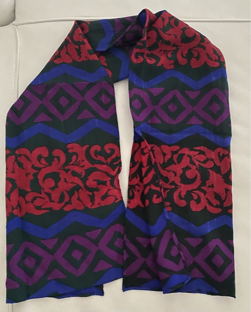 Foulard & Sciarpe: Wolle Schal 🌸 – Usato da Opfikon venduto da Luis144 1