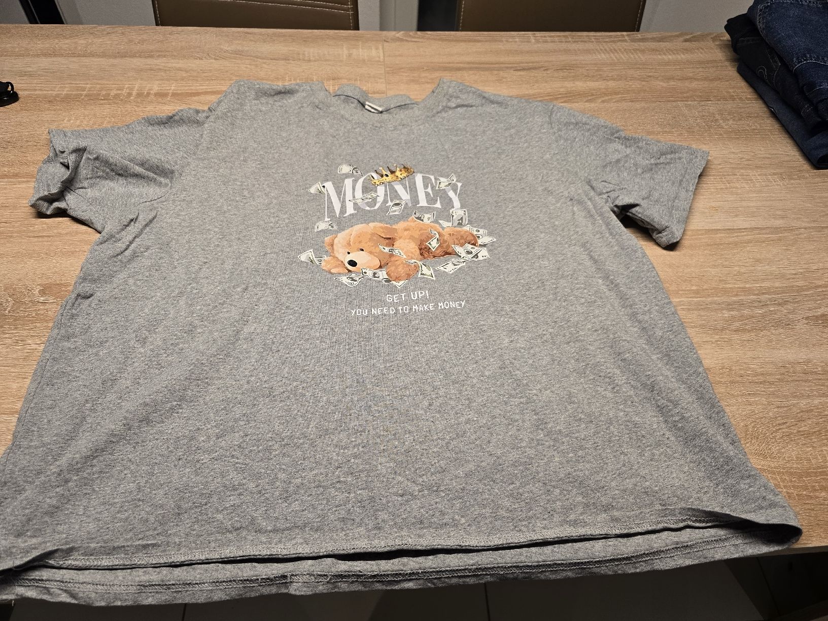 T-Shirts: T SIHRT BAER GRAU – Gebraucht aus Derendingen von Mil_l98S