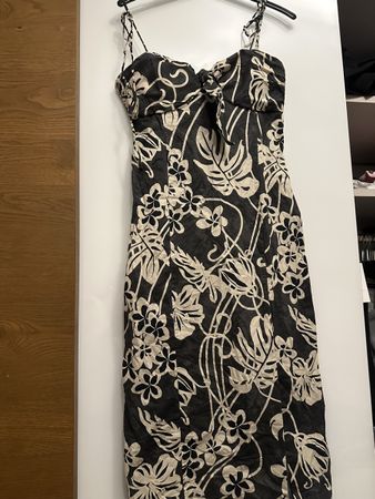 Kleid Mango