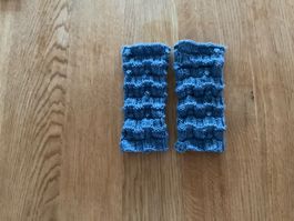 Handgestrickte Pulswärmer - Amedisli Blau