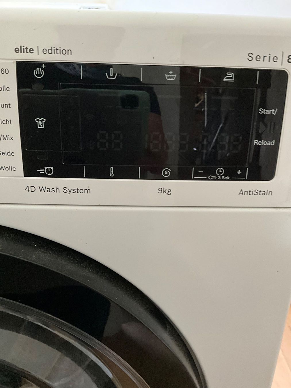 Bosch Lavatrici: Bosch Waschmaschine Frontlader 9kg – Usato da Biel/Bienne venduto da Projektorium 4