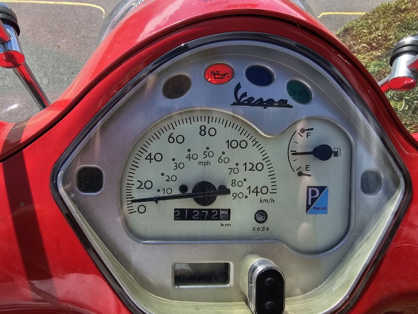 Vespa Scooters: Vespa LX 125 – D'occasion à Unterseen par Mabsie7084 9