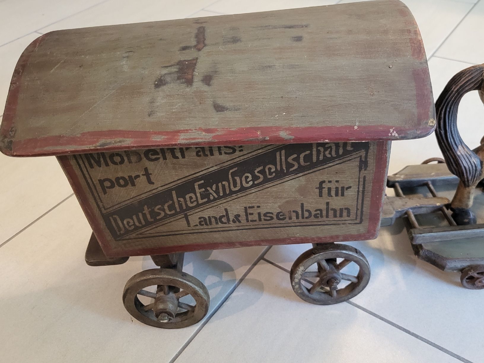 Spielzeuge: Antik Pferdegespann mit Wagen handbemalt  – Gebraucht aus nunningen von mic_88k2 2