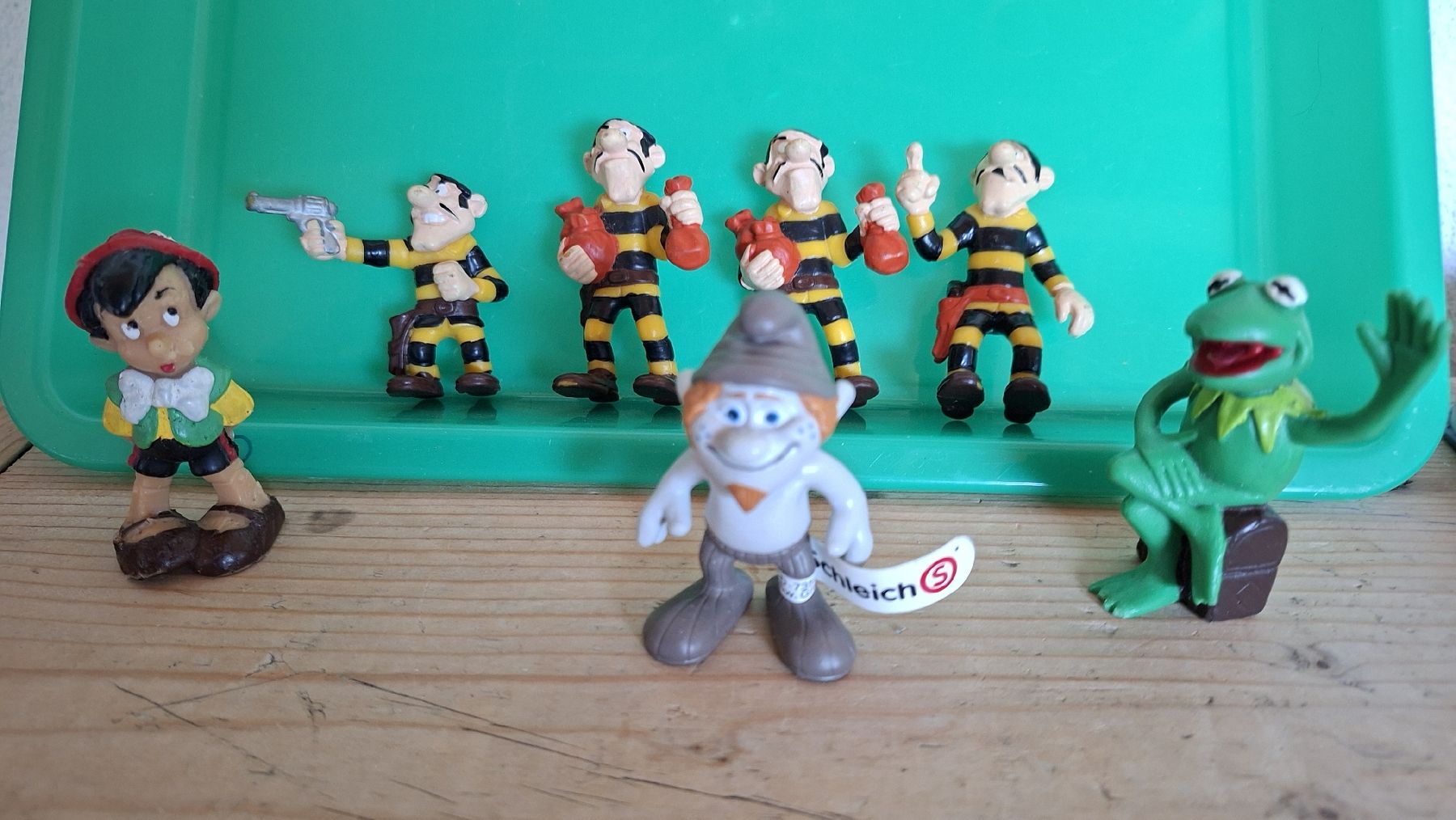 Schleich Statuette: Daltons, Hackus, Pinocchio und Kermith der Frosch – Usato da Surava venduto da aralc