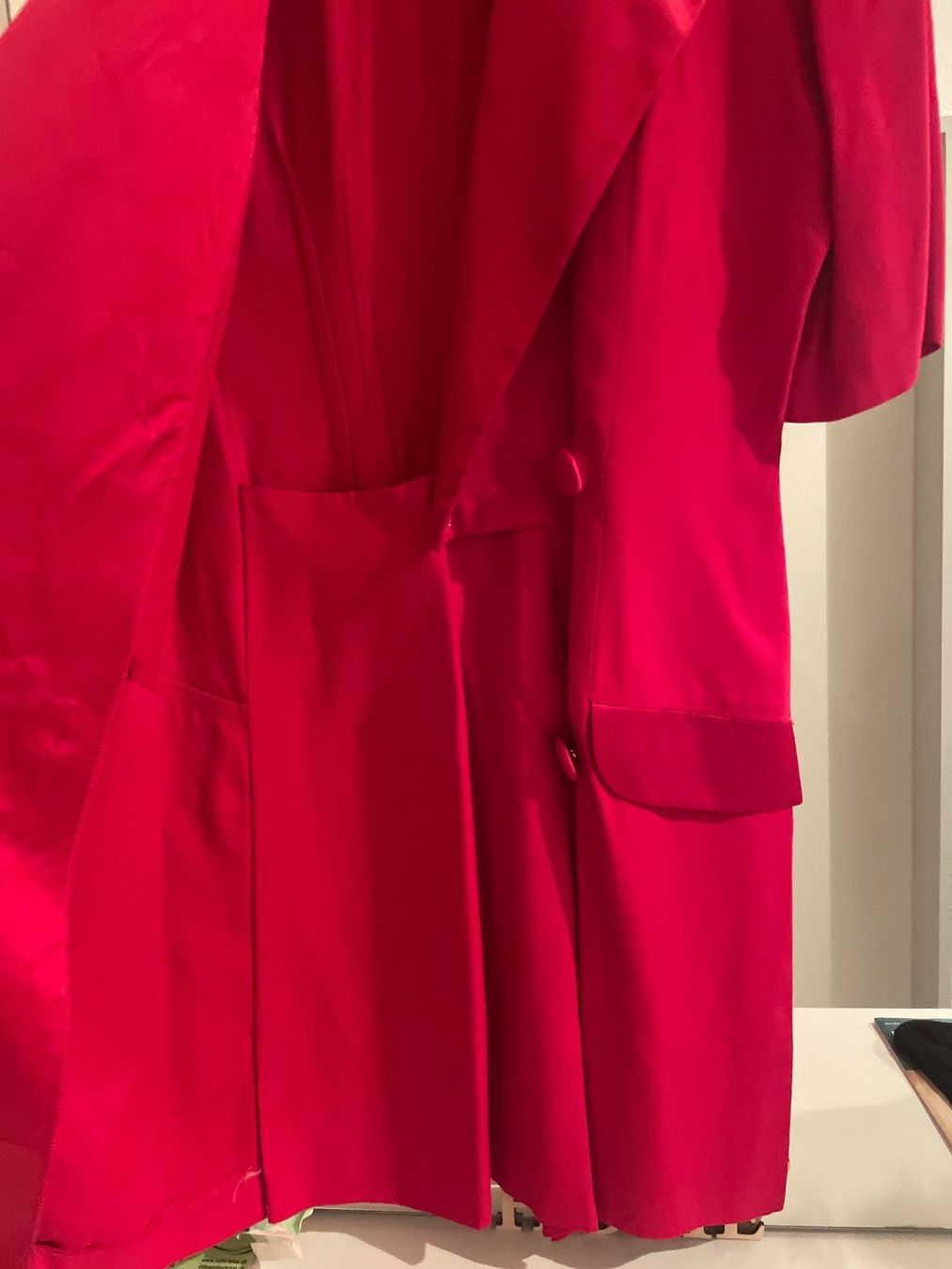 Costumi: Joseph Ribkoff Blazerkleid rot Grösse 36 – Usato da Küssnacht am Rigi venduto da Monimaus03 2