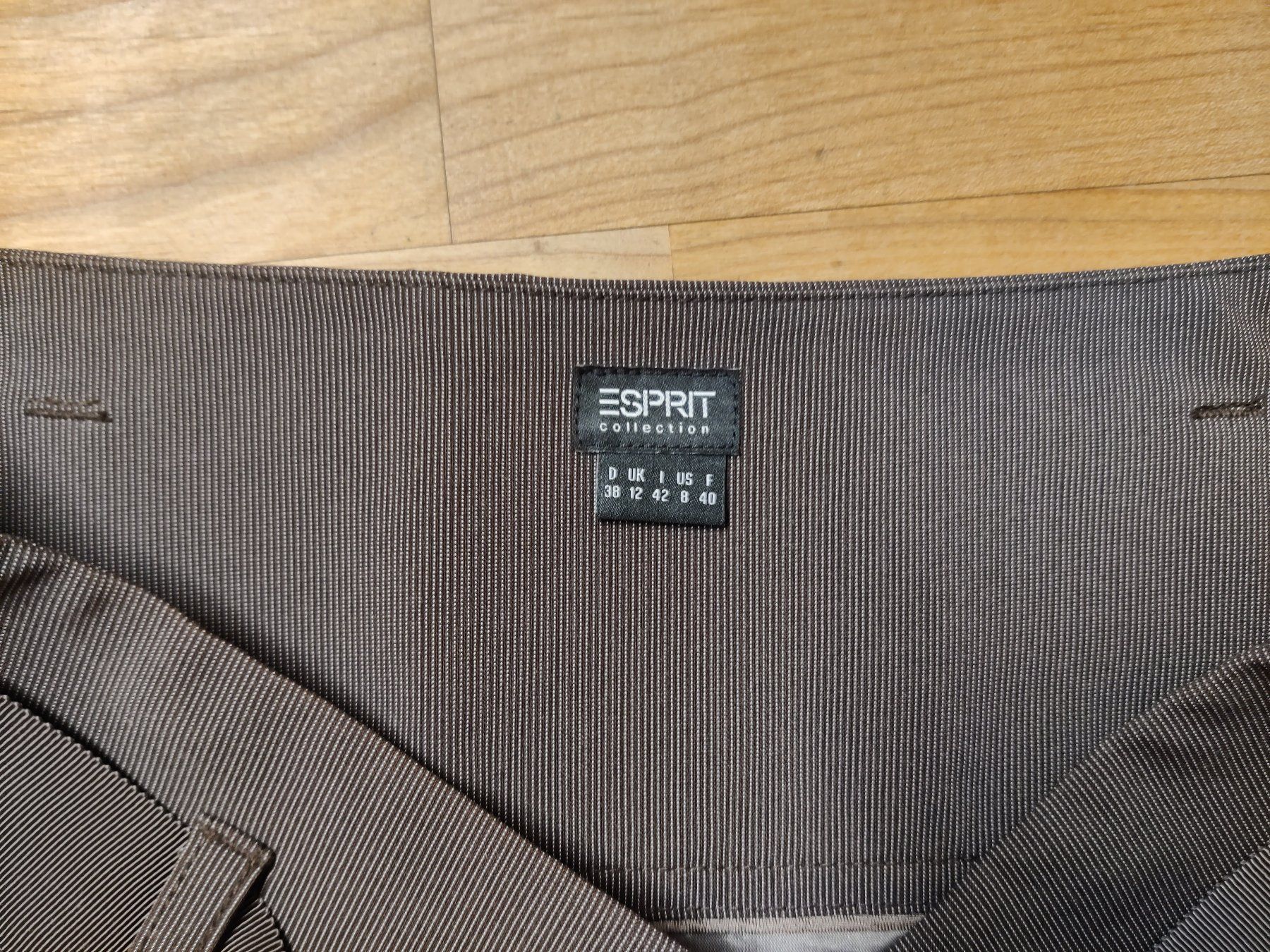 Esprit Röcke: Eleganter Rock mit Stoff-Gürtel, ESPRIT, Gr. 38 – Gebraucht aus Birmensdorf ZH von Nebuliane 4