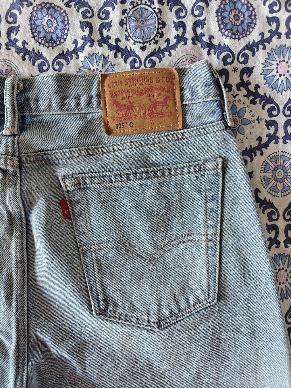 Levi's Jeans: Levi's Jeans Shorts - Gr. M - NEU – Nuovo e nell'imballaggio originale da Winterthur venduto da Dana_33 3
