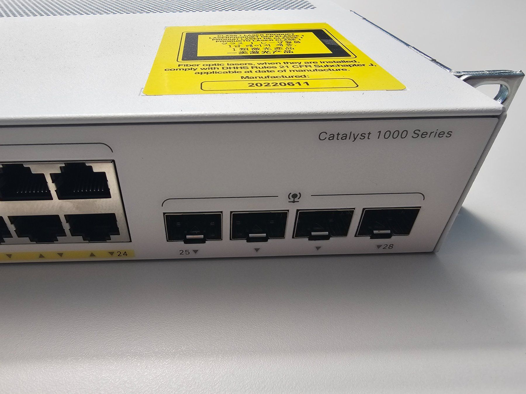Cisco Hub & Switch: Switch Cisco C1000-24P-4G-L – Usato da obstalden venduto da Walensee1 1