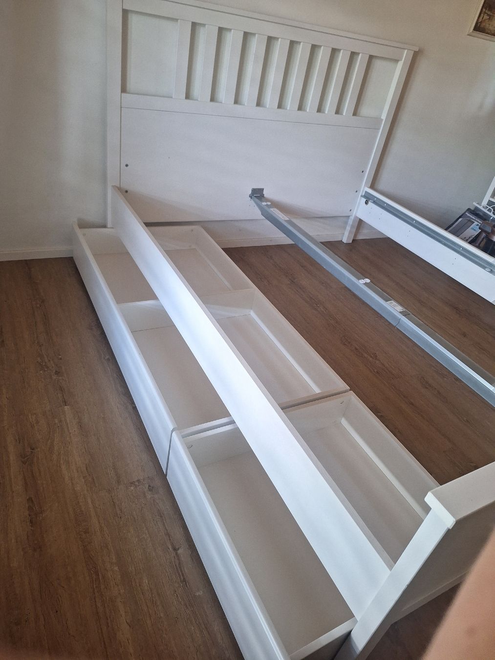 Ikea Lits: Bett IKEA Hemnes inkl. Bettschubladen – D'occasion à Giswil par Leni.M01 1