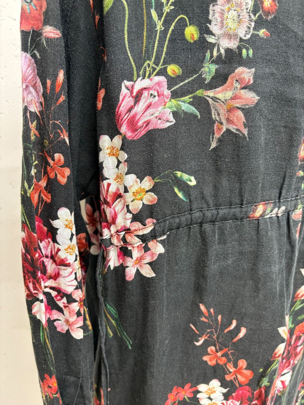 Hannes Roether Kleider: Hannes Roether Kleid aus Leinen Gr. L schwarz Blumen – Neu (gemäss Beschreibung) aus Regensdorf von secondchancefashion 3