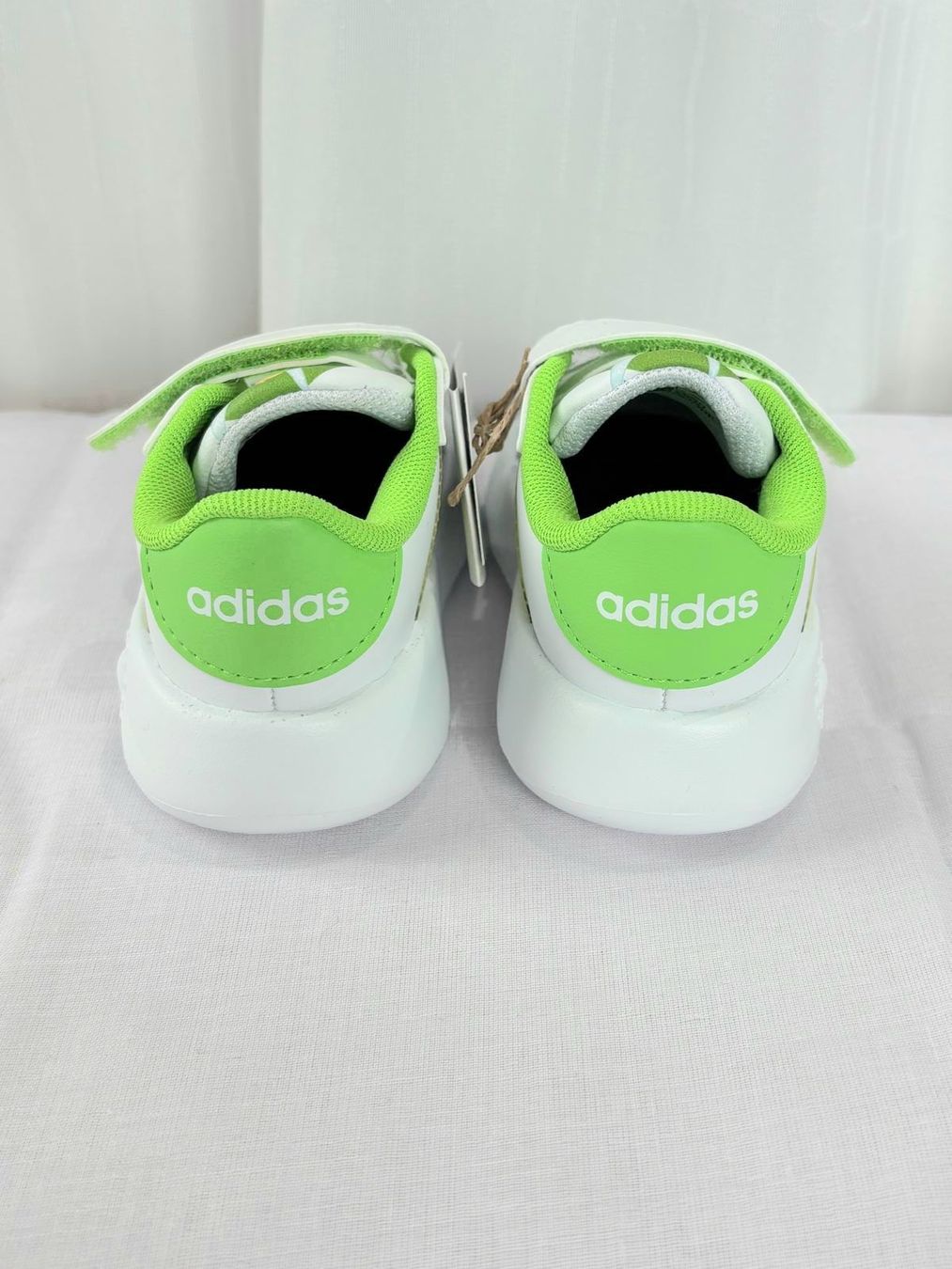 Adidas Scarpe per ragazze: Gr. 21 - Adidas Kinderschuhe, Neu – Nuovo e nell'imballaggio originale da Nürensdorf venduto da SunshineKinderschuhe 3