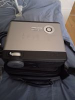 Acer Projector PD523 mit Tasche und Zubehör